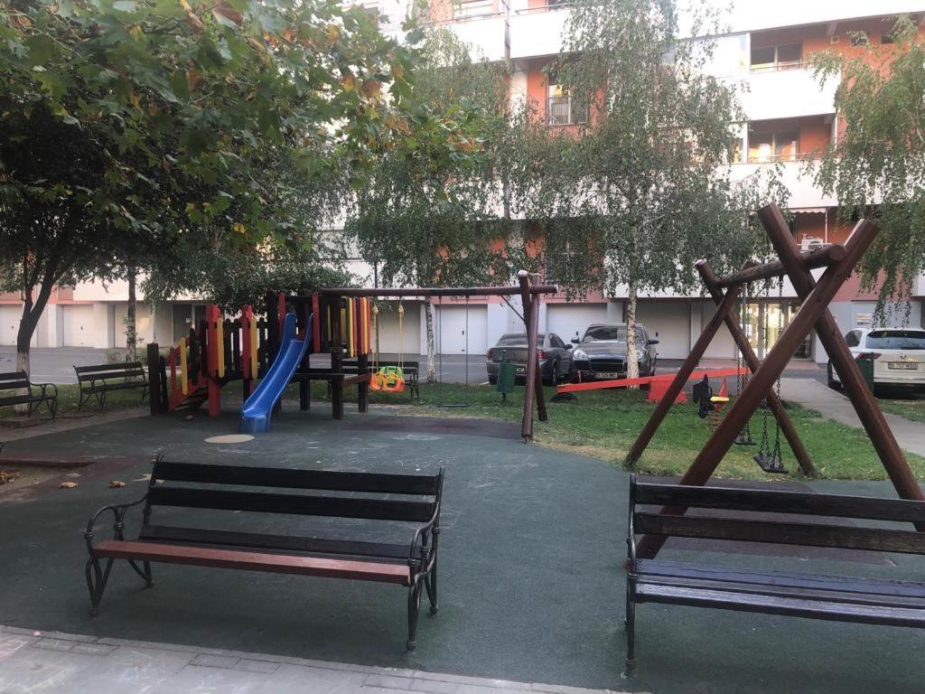 Family Retreat Politehnica Park Apartment Bucureşti Exterior foto